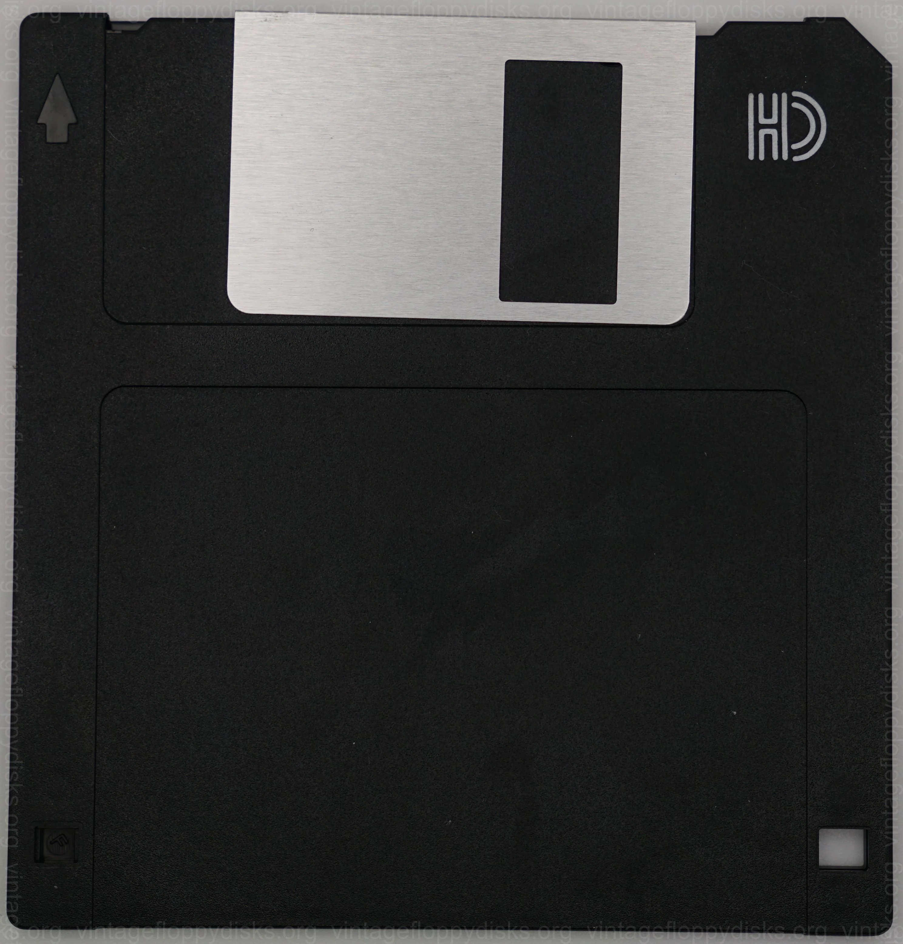 a vintage floppy disk from Generic. Cat. no.: XX-35-0013-004
