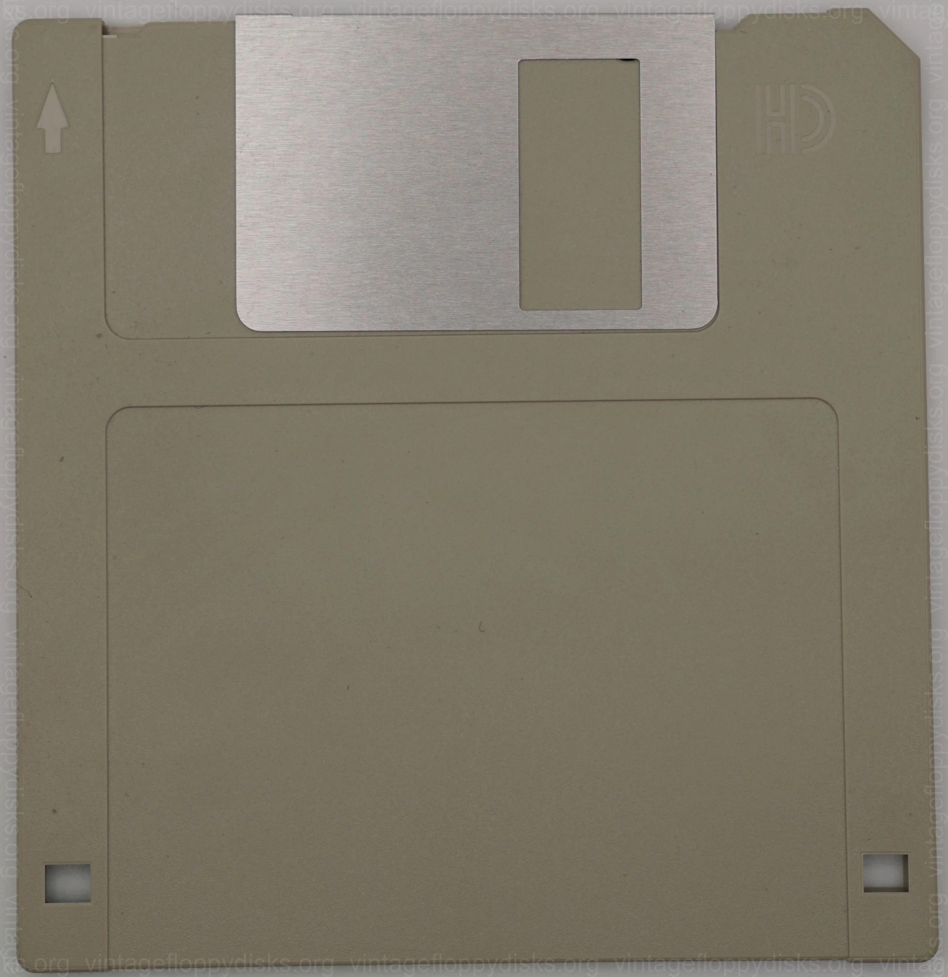 a vintage floppy disk from Generic. Cat. no.: XX-35-0017-003