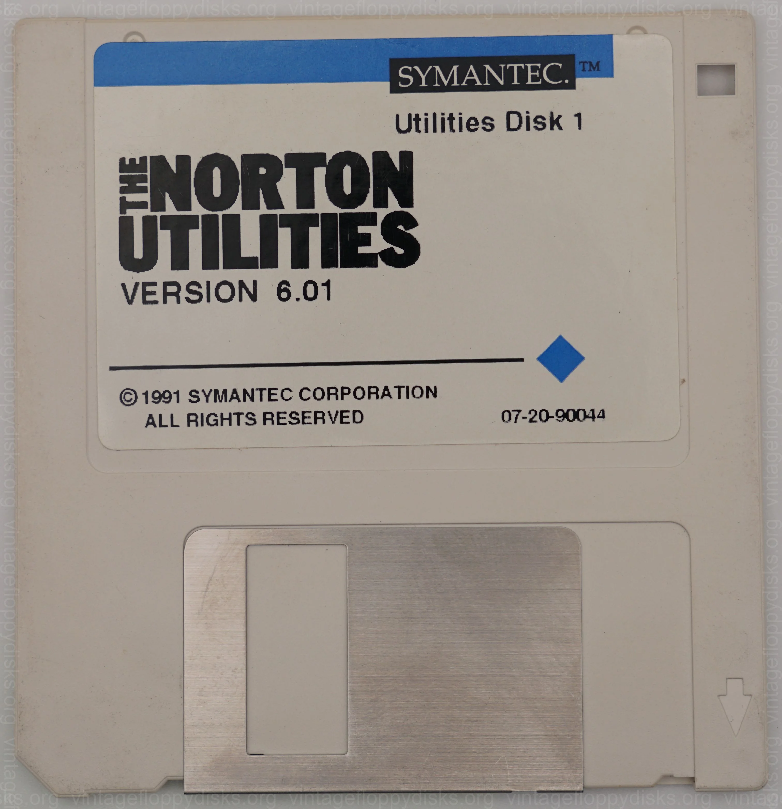 a vintage floppy disk from Symantec. Cat. no.: S26-35-0003-001